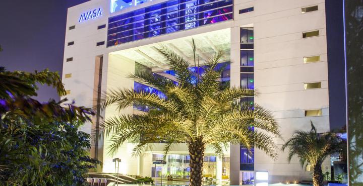 Avasa Hotel Хайдарабад Экстерьер фото