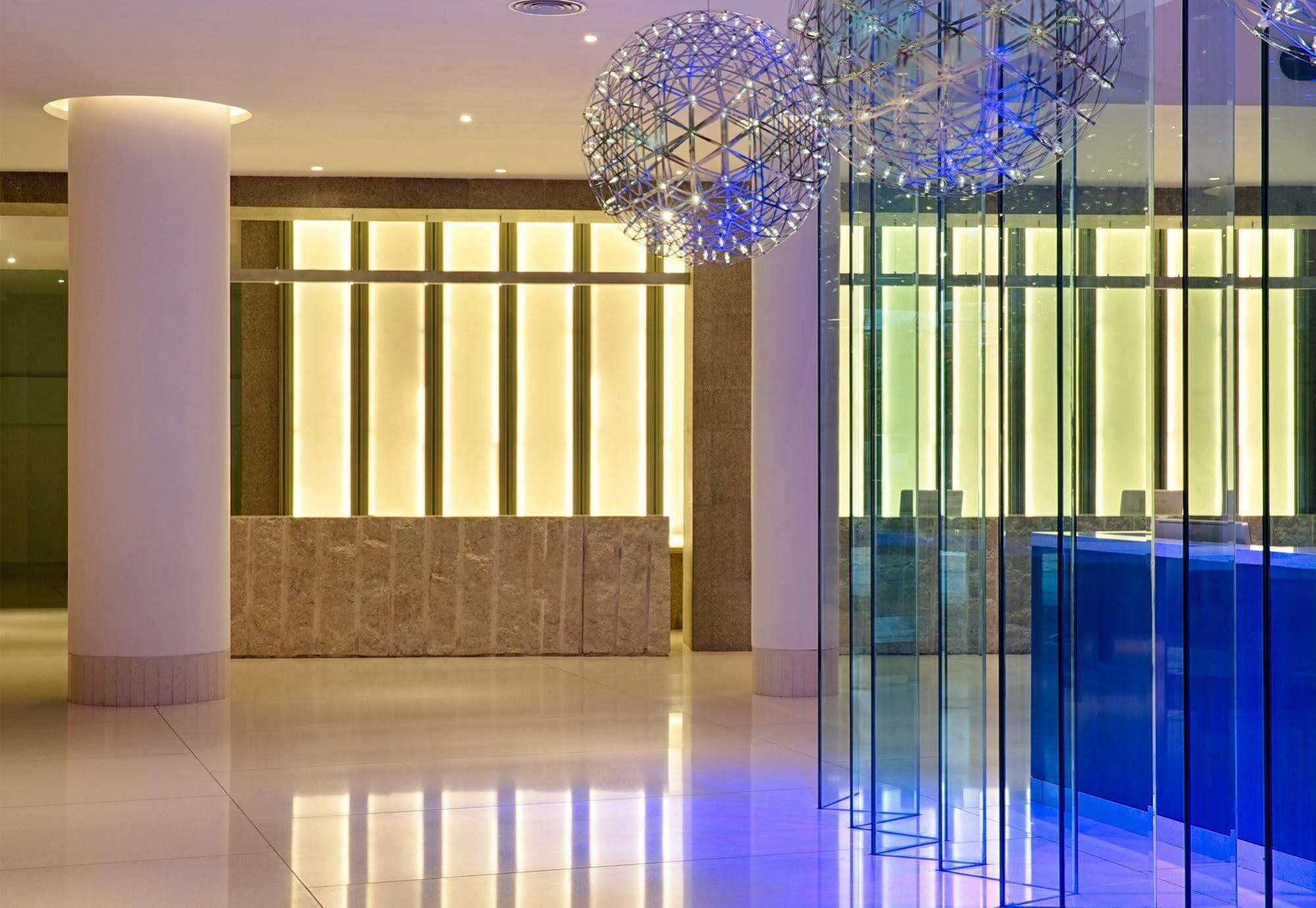 Avasa Hotel Хайдарабад Экстерьер фото